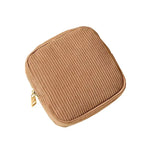 sac rangement serviettes hygiéniques réutilisable broderie fleurs animaux quadrillée fermeture glissière beige clair