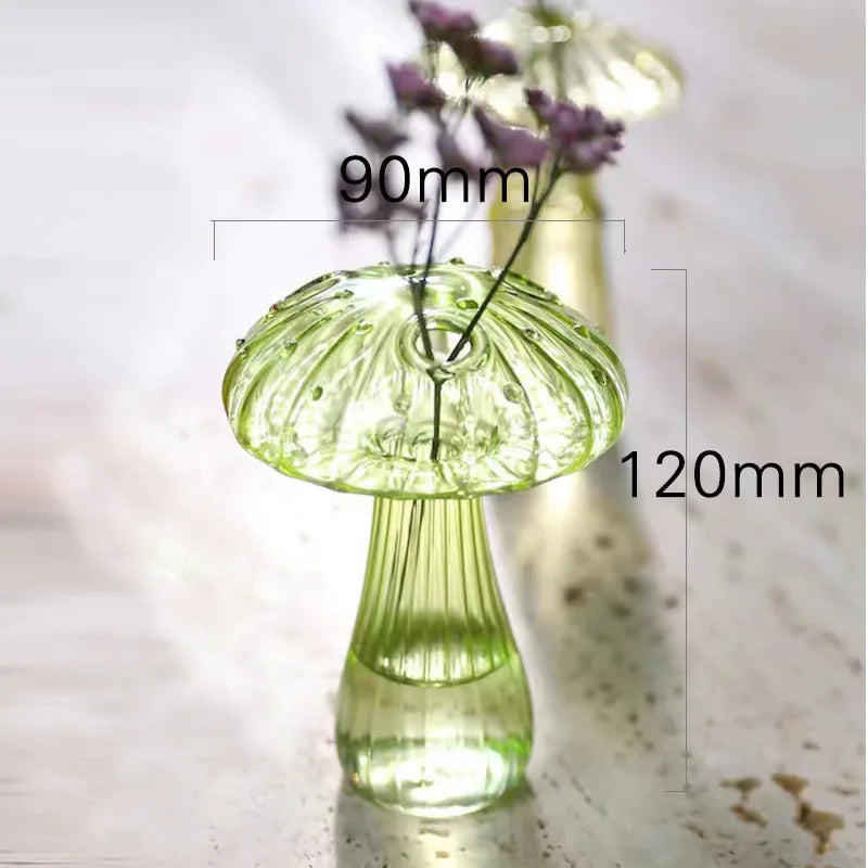 vase moderne verre coloré rayures vertes rouges jaunes dorés décoration