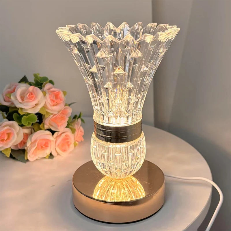 lampe table moderne transparente cristal géométrique rechargeable led dorée chambre salon