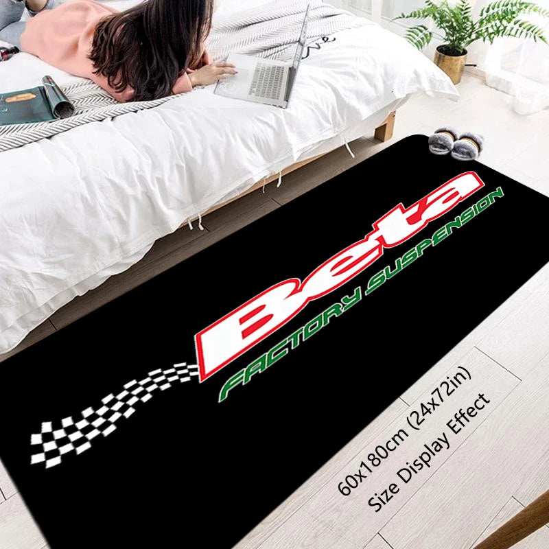 tapis sol noir motif moto beta racing drapeau italien décoration maison moderne antidérapant