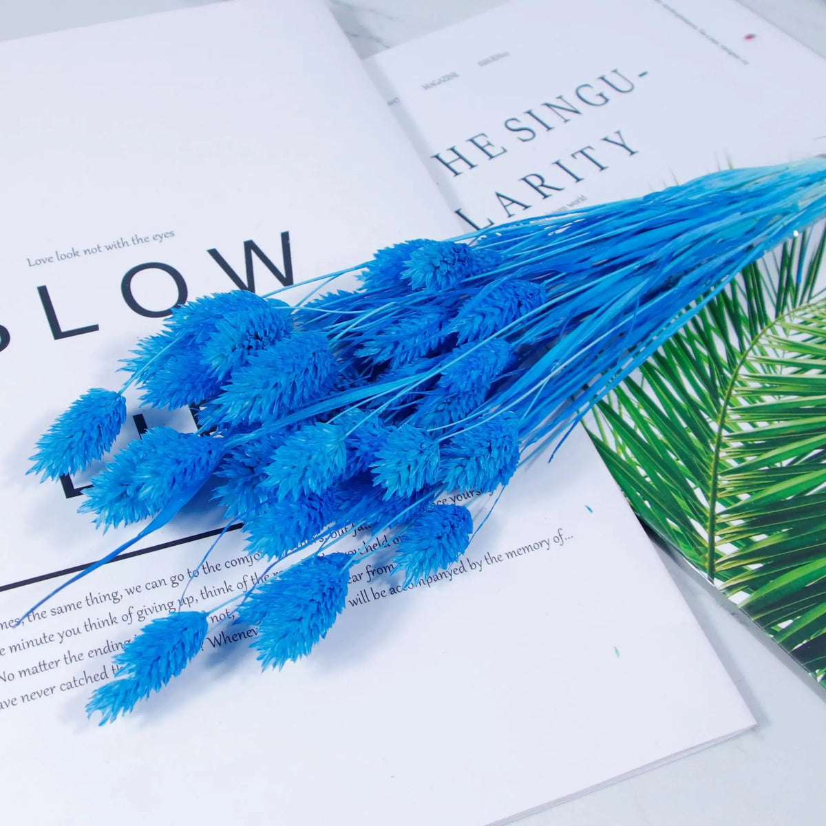 plumes artificielles pelucheuses couleurs vives décoration maison anniversaire baby shower festive table arrangementintérieur