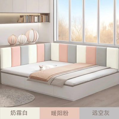 Tête de lit en stickers 3D couleur unie installée dans une chambre moderne