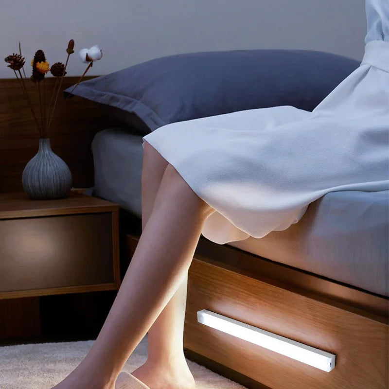 lampe led rechargeable sans fil capteur mouvement veilleuse portable 10 20 30 50cm blanc