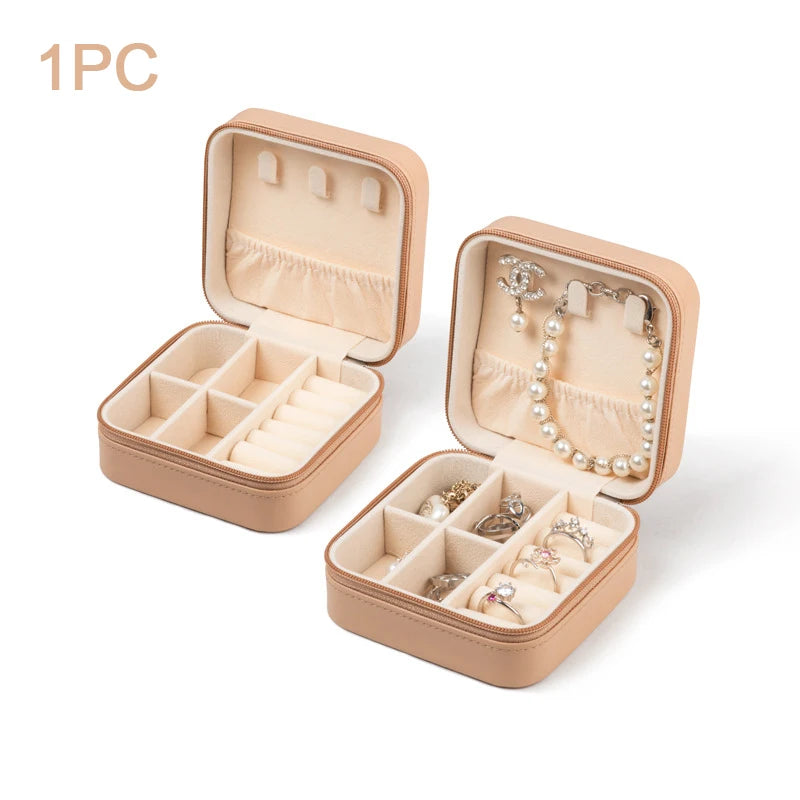 boîte bijoux velours beige portable moderne zippée rose blanche verte