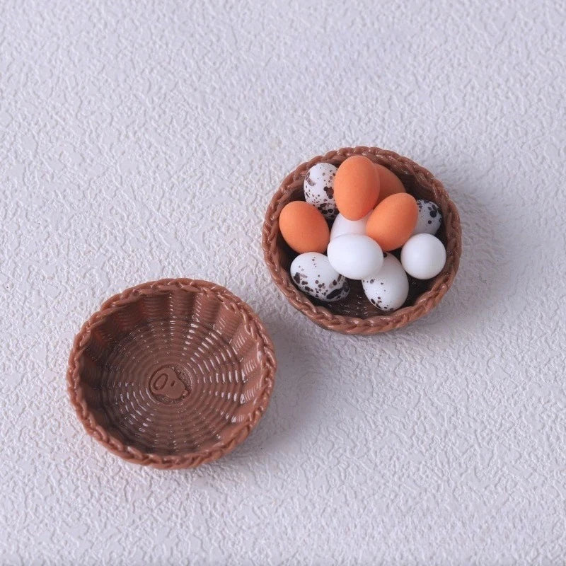 paniers gâteaux miniatures réalistes détaillés marron clair foncé variés tissu paille fruits fleurs