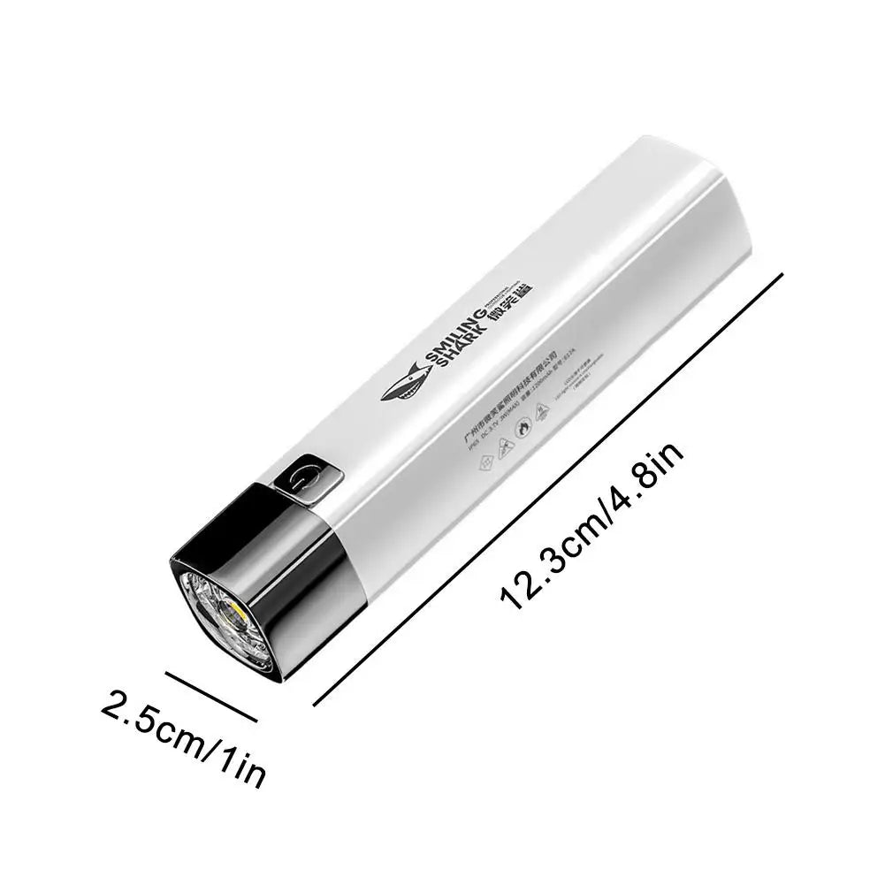lampe torche blanc moderne batterie intégrée 1200mAh distance éclairage 50m lumiere 160 lumens