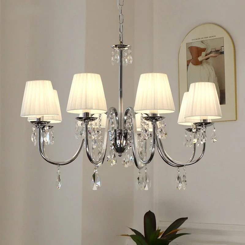 lustre cristal classique argenté abat jour conique cristaux pendus salon salle