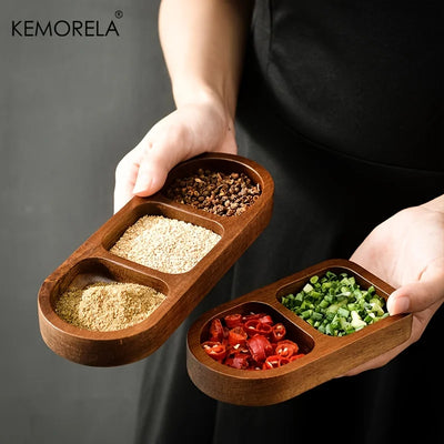Plateau rectangulaire en bois massif avec grilles pour condiments sur table