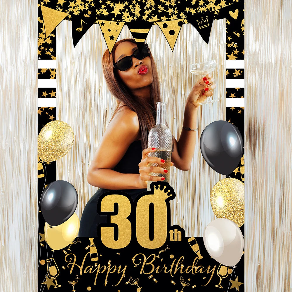 Détail paillettes dorées sur accessoires photomaton anniversaire