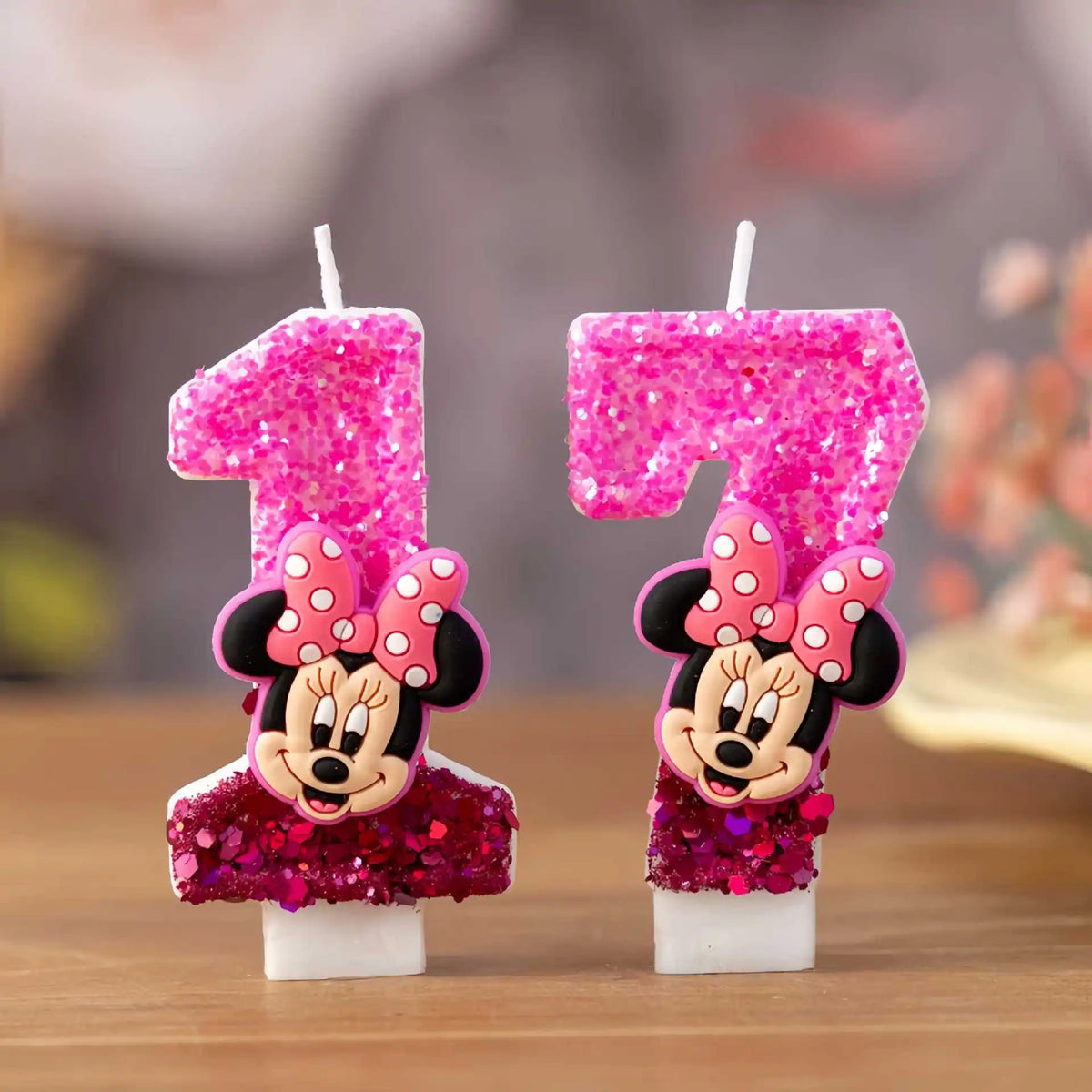 bougies numérotées minnie rose pâle rose brillant blanc paillettes personnages animés opaques thématiques anniversaire