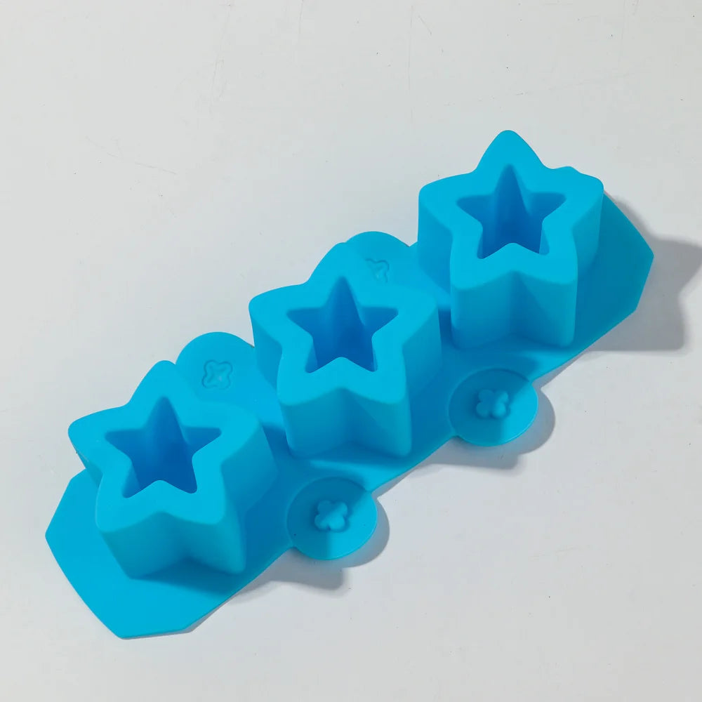 moules gâteaux silicone étoiles fleurs violet rouge bleu moderne motifs géométriques opaques