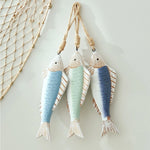 décoration murale poisson bois méditerranéen suspendu bleu vert blanc vieux effet bord mer océan