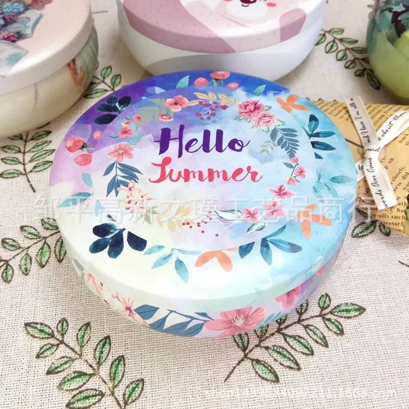 boîtes rondes métal fleurs vintage blanc beige macarons biscuits cadeaux préservation fraîcheur