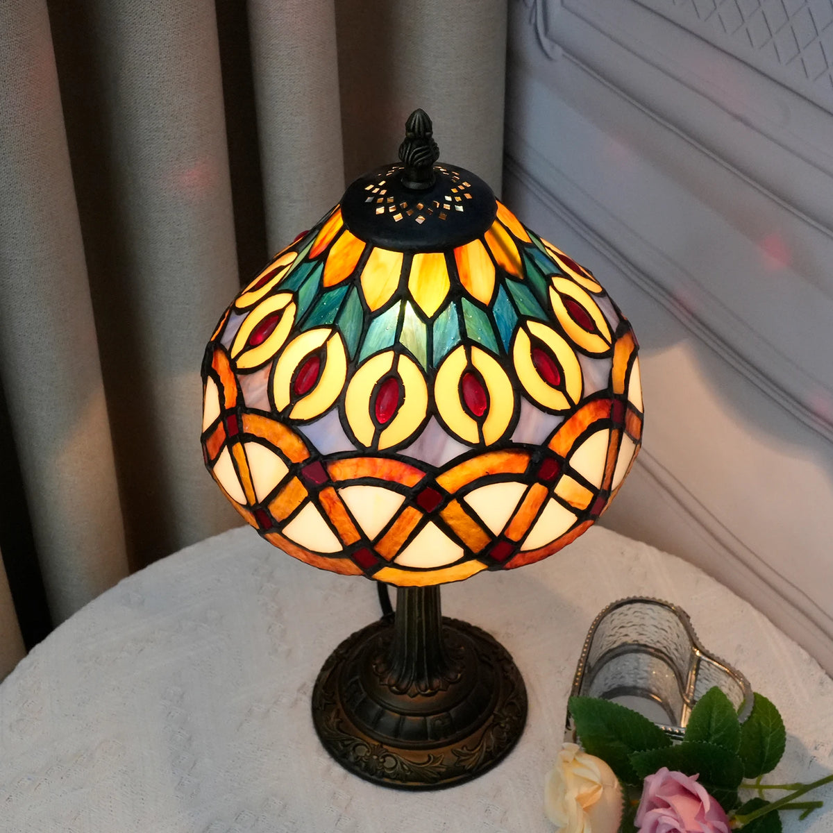 lampe table art deco multicolore motif mosaïque opacité interrupteur bouton poussoir résine base solide