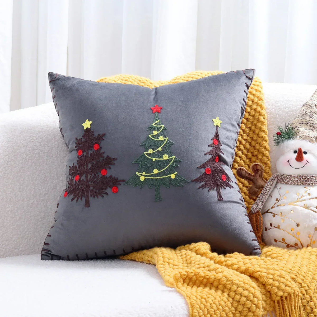 housse coussin velours noël arbre flocons good night rouge vert decoration carré tufted polyester