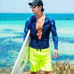 maillot surf homme polyester bleu marine feuilles vertes zip sportif moderne jaune fluo lunettes