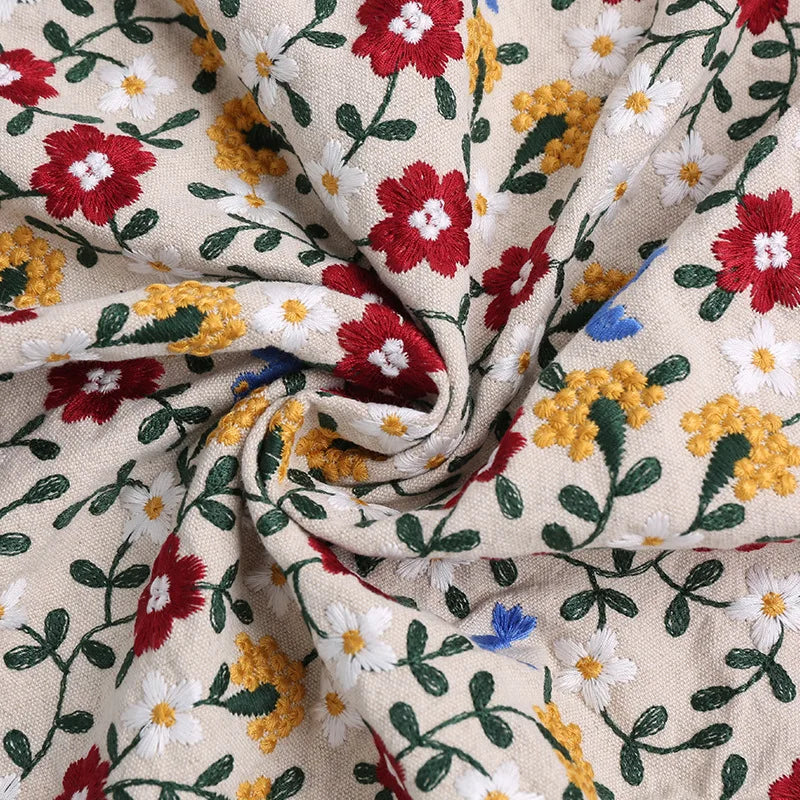 tissu brodé fleurs oiseaux coton lin respectueux environnement 125cm largeur beige clair rouge blanc