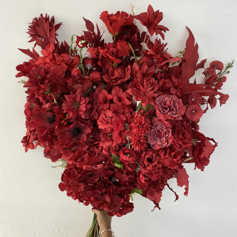 décoration mariage bouquet fleurs artificielles rouge pivoine rose naturel intérieur festive