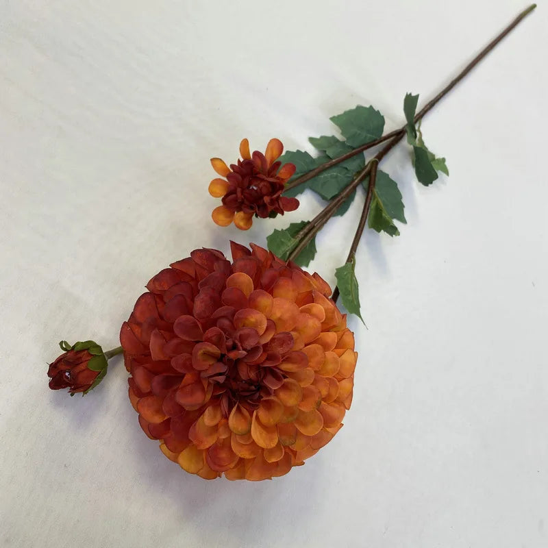 bouquet fleurs artificielles dahlias orange rouge violet intérieur décoration moderne minimaliste