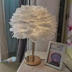 lampe table plumes moderne rose gris blanc décoration bohème éclairage original led certifiée vde
