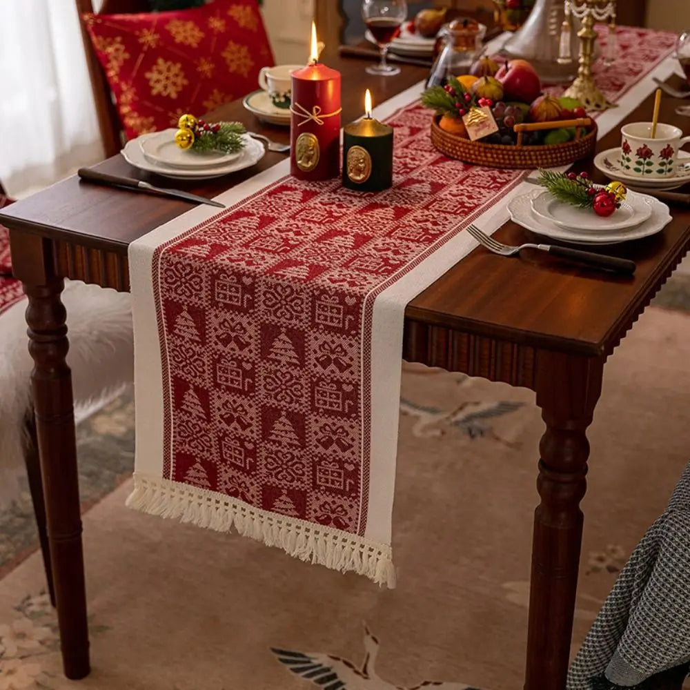 table noël chemin rouge cerfs sapins étoiles traditionnelle cuisine décorative 35x120cm 35x180cm 35x240cm