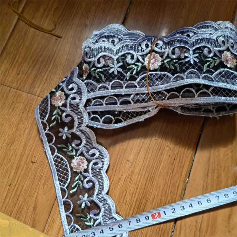 ruban dentelle brodé adhésif motif floral noir or couture mariage décoration couture