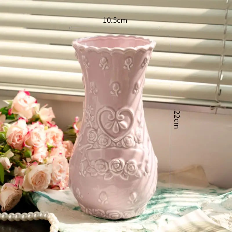 vase rose vintage relief coeurs fleurs blanc salon décoration maison nouveau classique post moderne