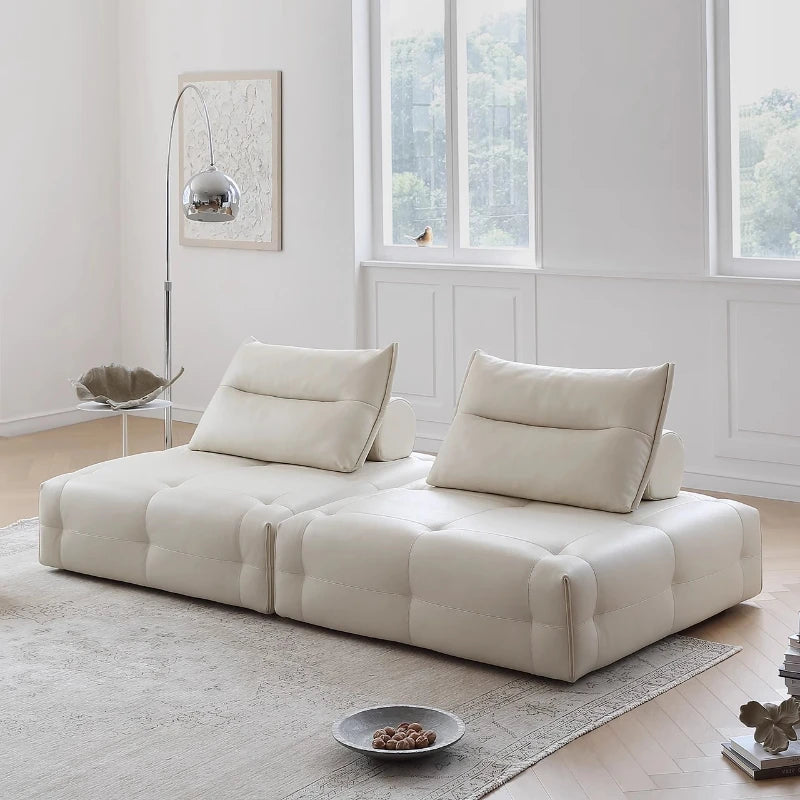 canapé moderne bois cuir lisse beige clair coussins éponge minimaliste salon adults couples scandinave