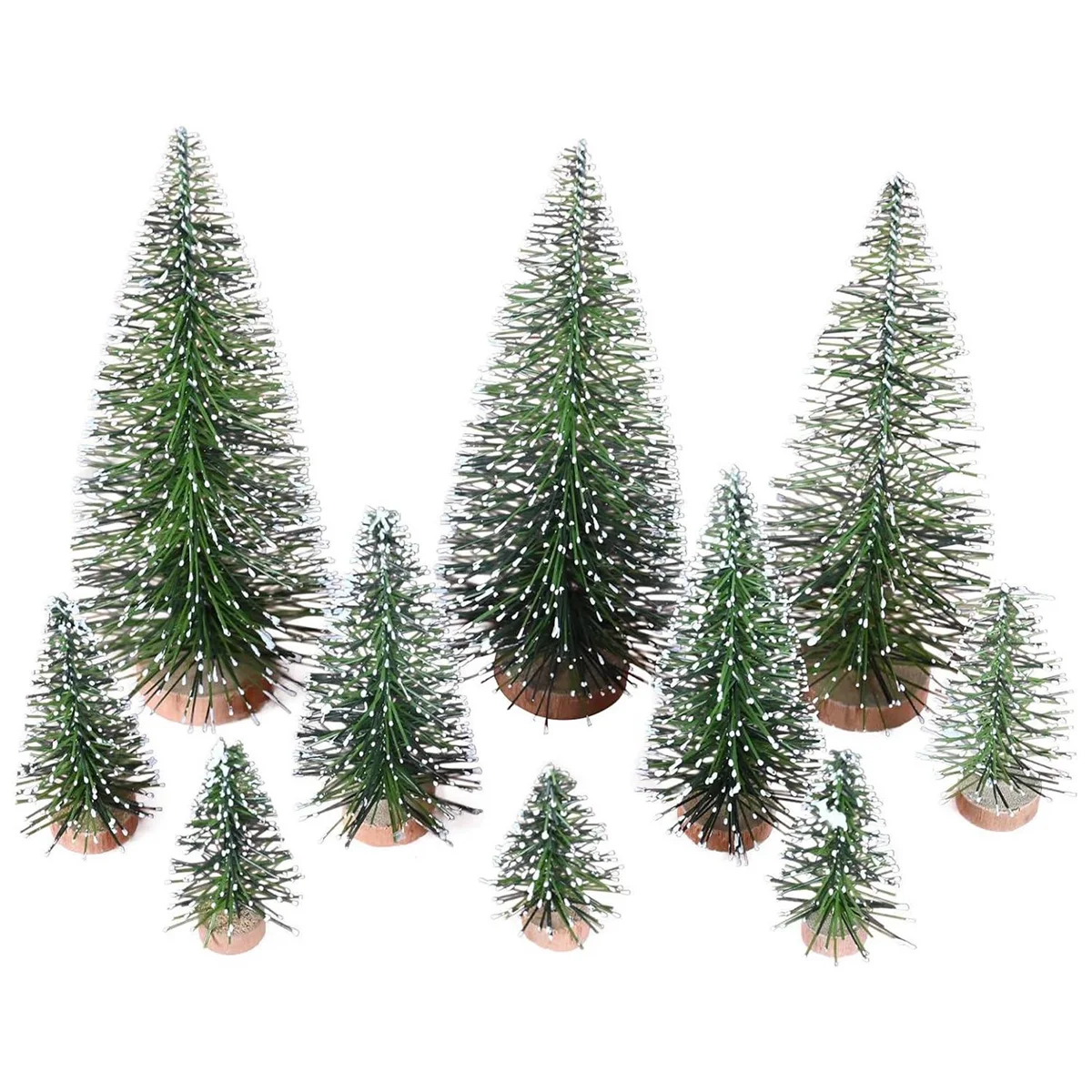Détail d'un mini sapin de Noël avec effet neige artificielle et base en bois