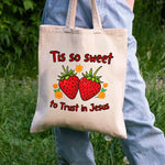 sac main toile beige fraises fleurs texte jésus poignées réutilisable écologique imprimé tridimensionnel