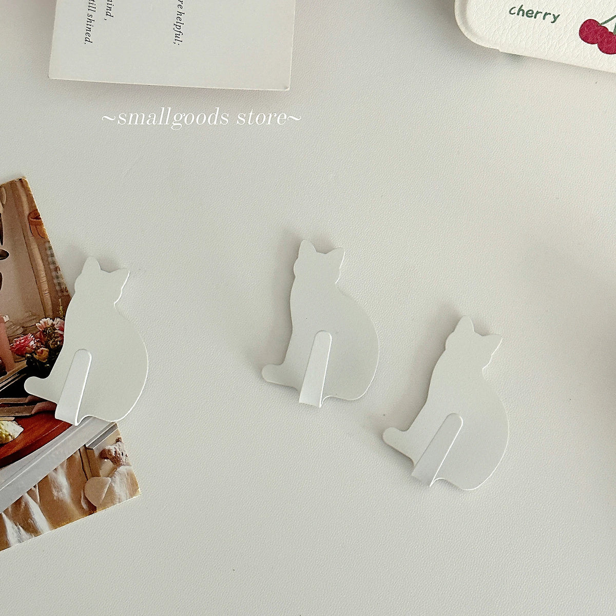 porte clés chat rose clair blanc silhouette simple minimaliste moderne auto adhésif muraux non