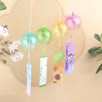 cloche vent transparente traditionnelle japonaise rose vert jaune bleu clair motifs floraux
