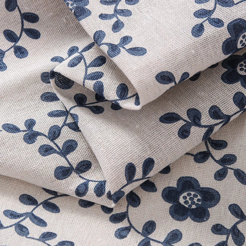 tissu imprimé fleurs stylisées beige bleu marine classique 180x150cm 90x150cm 45x150cm rideaux nappes coussins
