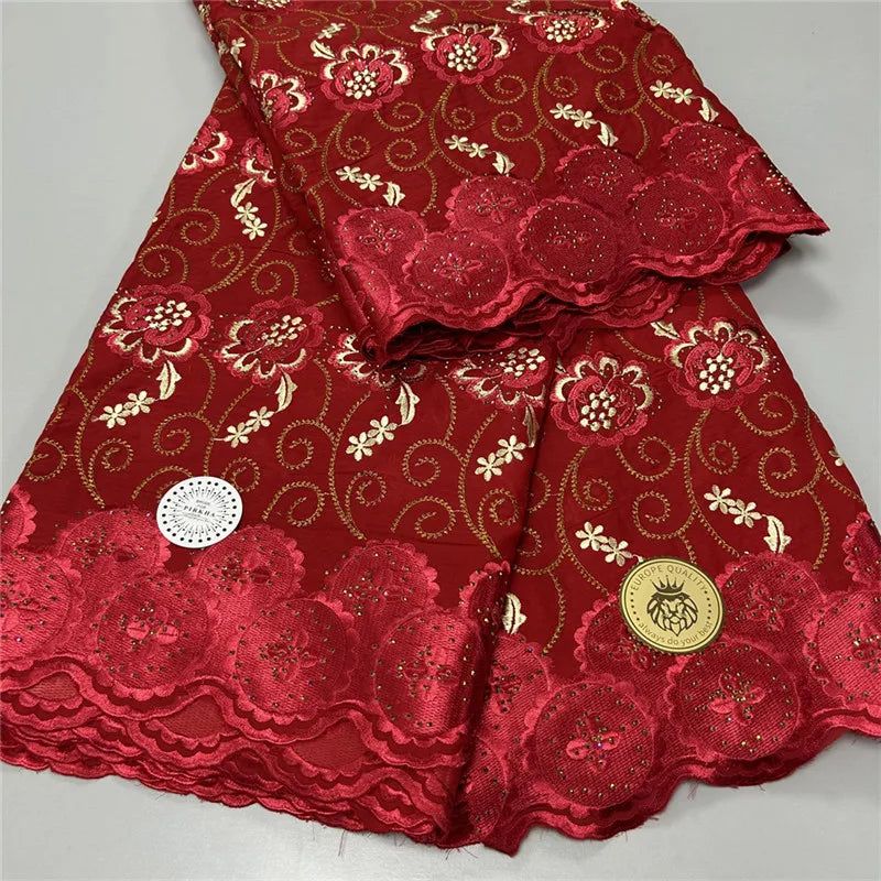 tissu dentelle coton broderie fleurs motif floral couture vêtement robe décoration artisanale