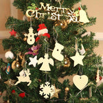 Personnalisation de décoration Noël bois avec peinture et pinceau