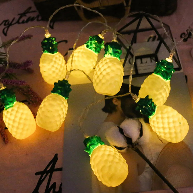 guirlande lumineuse led forme ananas decoration noel salon lumiere chaude jaune verte motif fruit