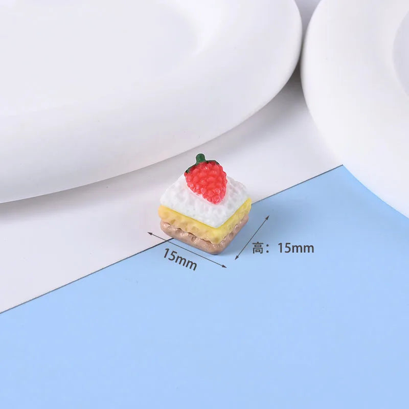 miniatures desserts blanc beige rouge vert bleu jaune crème gâteau biscuits fruits réaliste