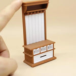 miniature rack manteaux texture bois classique marron clair blanc accessoire poupée chambre poupée décoration