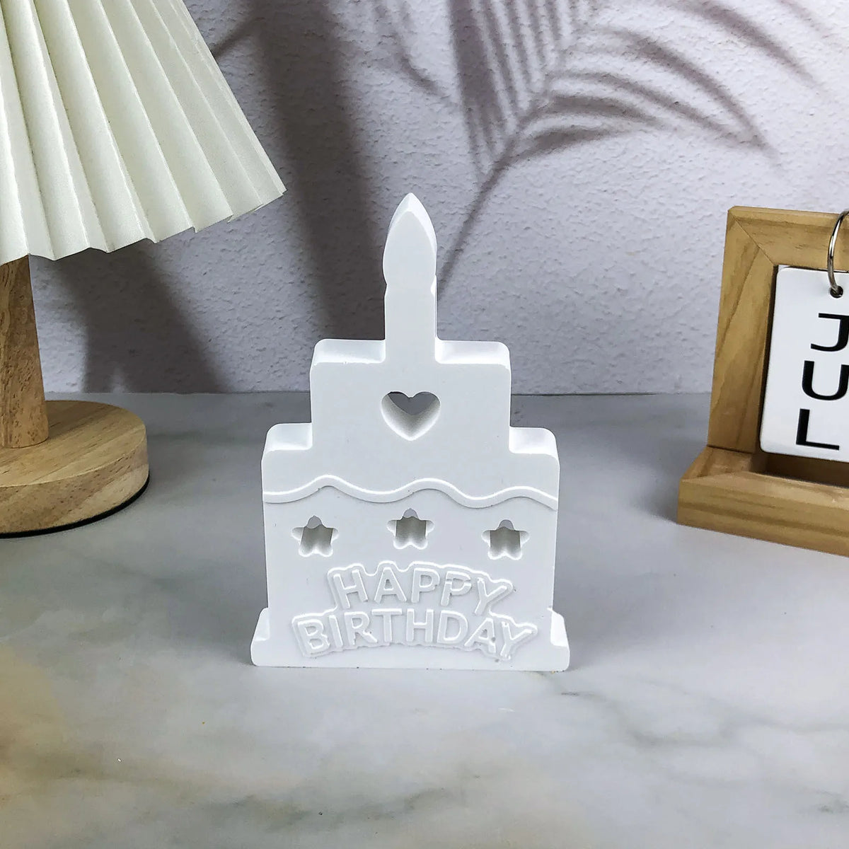moule silicone gâteau anniversaire étoiles cœur happy birthday blanc moderneOpaque