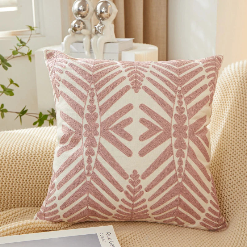 housse coussin carré brodé feuilles stylisées moderne coton polyester beige vert jaune rose fermeture