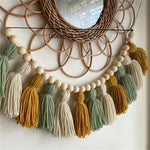 décoration murale boho dreamcatcher bois tassels beige vert moutarde blanc