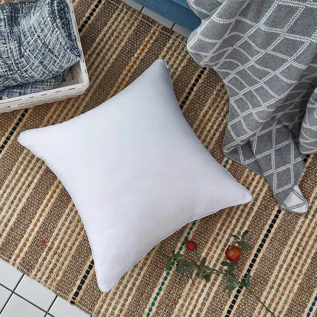 coussins rectangulaires blancs sans motif oreiller doux garnissage polyester moderne