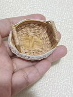 miniature panier osier rustique accessoires maison poupée décoration rangement paille naturel artisanal