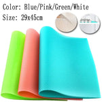 tapis réfrigérateur adhésifs blanc rose vert micro perforés moderne pratique cuisine 29x45cm