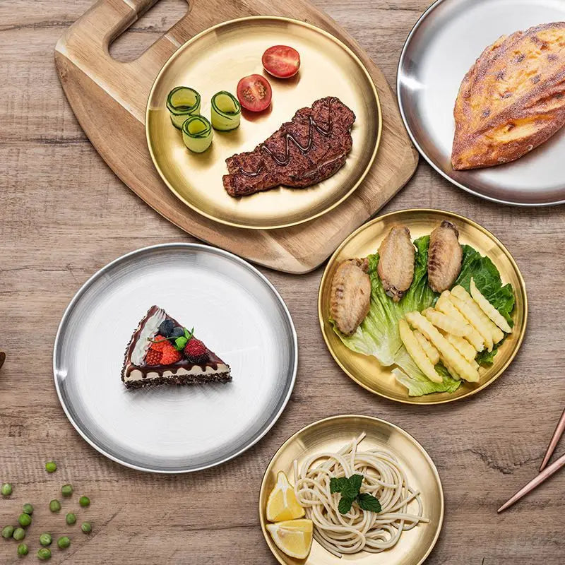 assiettes acier inoxydable or argent rondes modernes différentes tailles buffet dessert pizza