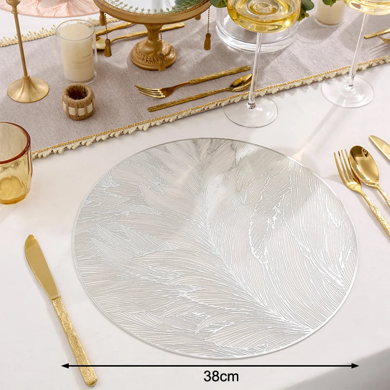 placemat moderne élégant blanc feuilles stylisées dorées résistants chaleur antidérapants accessoire cuisine