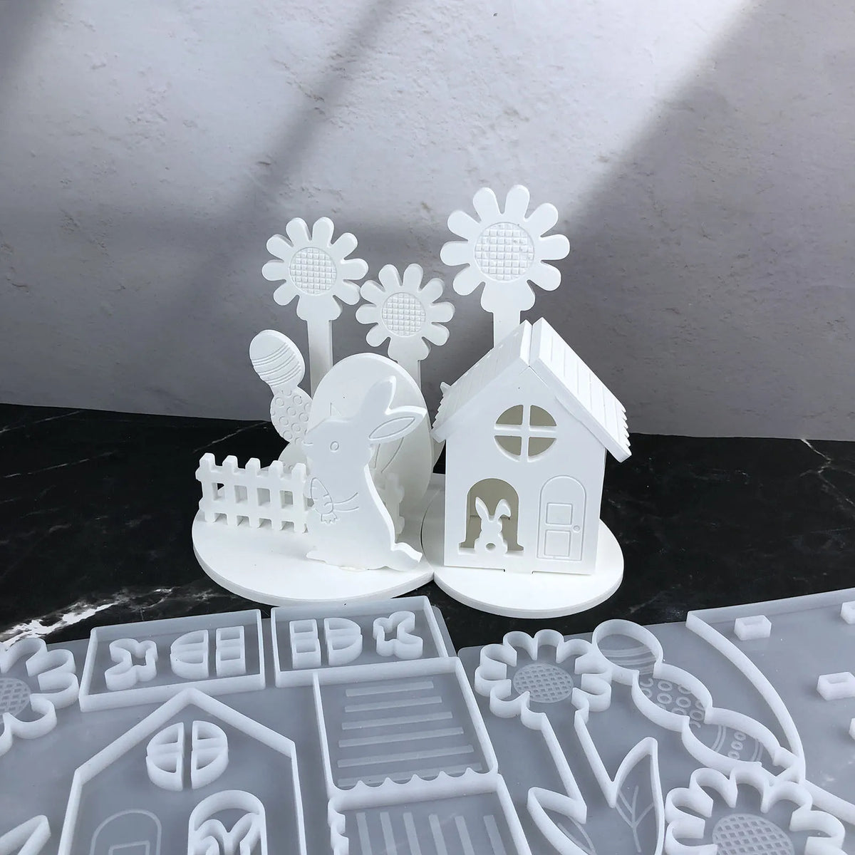 moules silicone blancs motifs maison lapins fleurs printemps pâques décorations bricolage facile utilisation