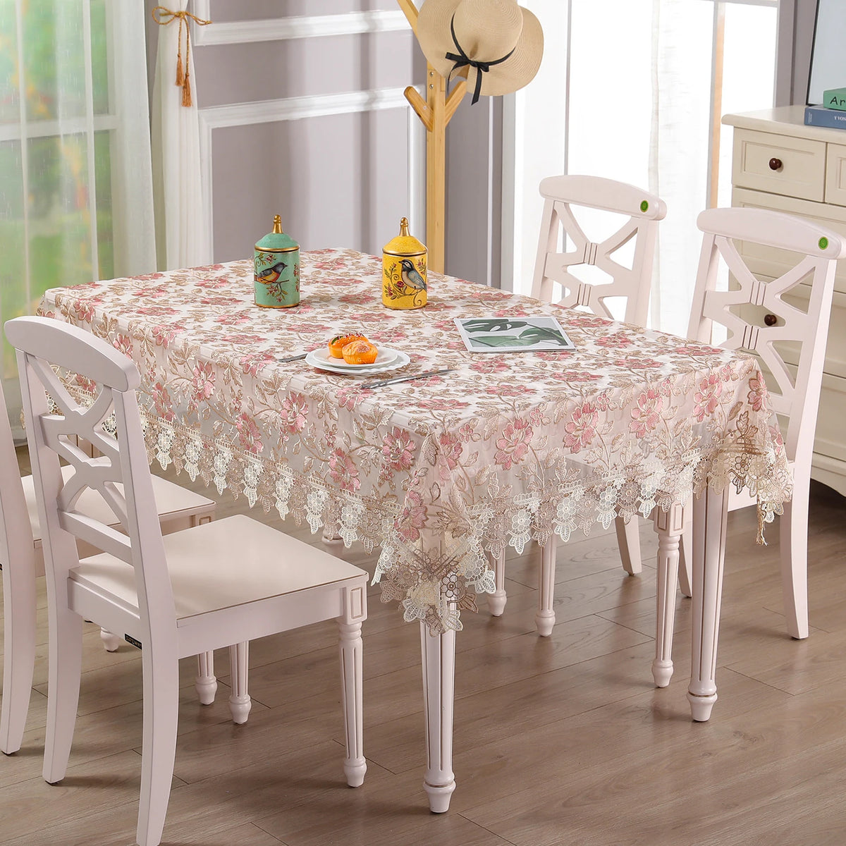 nappe table fleur brodée polyester imperméable rectangle classique romantique beige roseclair