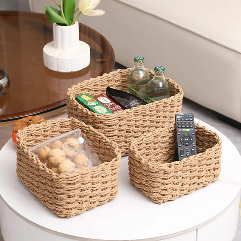 paniers tissés main gris blanc marron clair rustique opacité organisation maison decoration