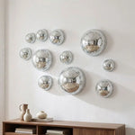 décoration murale moderne boules disco argentées miroirs mosaïque tailles différentes autocollantes scintillement